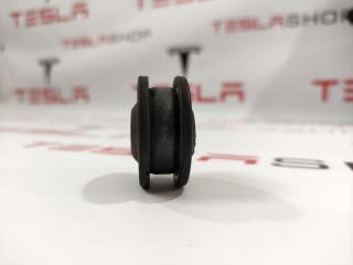 Подушка крепления радиатора Tesla Model 3 1 поколение 2018, 1077081-00-D
