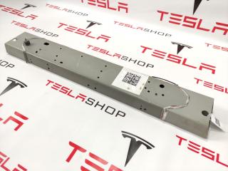 Балка передняя поперечная усиления стаканов (не съемная) Tesla Model S 1 поколение [рестайлинг] 2018, 1066040-S0-E, 1066040-00-A, 1065940-00-E