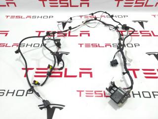 Электропроводка панели радиаторов Tesla Model X 1 поколение 2017, 1032438-00-F
