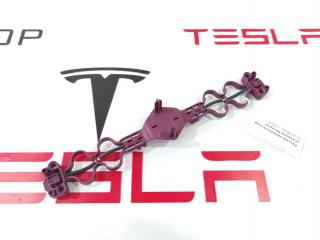 Разъём низковольтный основной батареи фигурный Tesla Model 3 1 поколение 2021, 1137575
