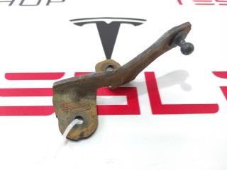 Кронштейн амортизатора капота (шаровый) Tesla Model 3 1 поколение 2019, 1089586-00-C