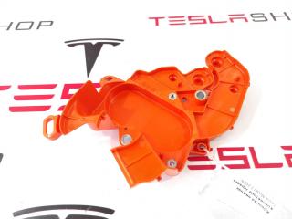 Крышка нижняя контактора зарядки основной батареи Tesla Model 3 1 поколение 2019, 1110933-00-F
