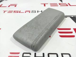 Подлокотник центральной консоли Tesla Model S 1 поколение 2015, 1024240-09-A