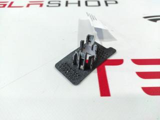 Кронштейн крепления парктроника Tesla Model Y 1 поколение 2020, 1493758-00-A