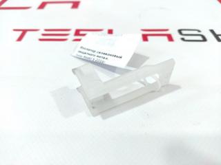 Изолятор силиконовый защитного метал. корпуса основной батареи Tesla Model S 1 поколение 2016, 1014925-00-C