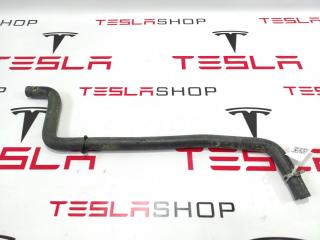 Шланг охлаждения от тройного клапана к радиатору Tesla Model S 1 поколение 2015, 6007351-00-E, 6008298-00-E