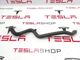 Шланг системы охлаждения от шланга левого порога до помпы Tesla Model S 1 поколение 2015, 6007732-00-D