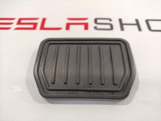 накладка на педаль Tesla Model 3 1 поколение (2017 - 2025), 1044691-00-D