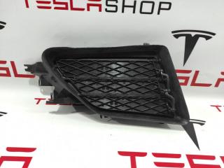 люверс переднего бампера левый Tesla Model S 1 поколение [рестайлинг] 2017, 1057851-00-J