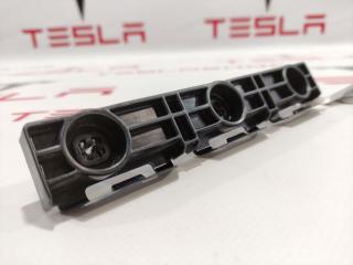 Кронштейн крепления накладки порога рокерной панели Tesla Model S 1 поколение 2015, 1003691-00-A