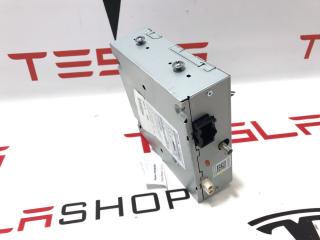 Радио FM/HD/XM Tesla Model X 1 поколение 2017, 1052322-00-B