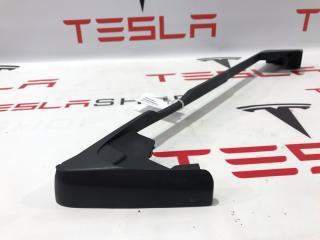 Накладка декоративная основания сидений 1-го ряда Tesla Model X 1 поколение 2017, 1061628-00-D, 1105875-00-D