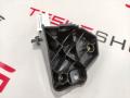 Кронштейн крепления передней внутренней решетки Tesla Model S 1 поколение [рестайлинг] 2017, 1061331-00-B, 1020793-00-B - фото №4