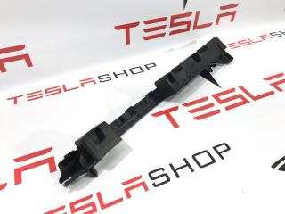 Кронштейн порога двери Tesla Model X 1 поколение 2017, 1051827-00-B