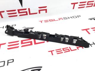 Кронштейн облицовки стойки B Tesla Model X 1 поколение 2017, 1050784-00-C