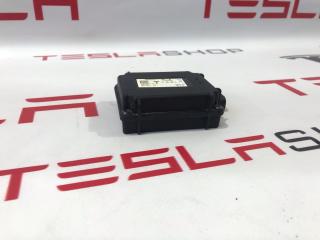Блок Homelink Tesla Model S 1 поколение [рестайлинг] 2017, 1005371-00-A