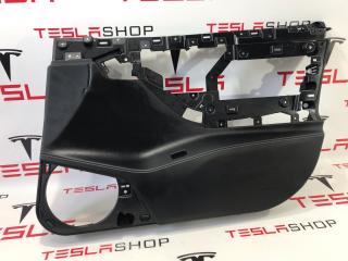 обшивка двери передняя правая Tesla Model S 1 поколение [рестайлинг] 2017, 1008412-00-B, 1028615-00-A, 1007957-00