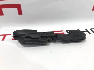 Уплотнитель зеркала наружного Tesla Model S 1 поколение [рестайлинг] 2017, 1060057-00-C
