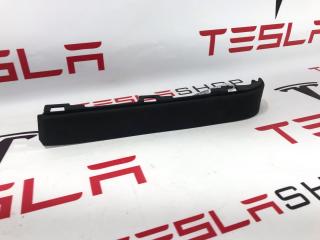 Накладка подъемной задней двери Tesla Model X 1 поколение 2017, 1055052-00-A