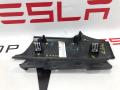 Декоративная накладка центральной панели (Торпедо) Tesla Model S 1 поколение [рестайлинг] 2017, 1045969-92-C, 1007834-00-C - фото №4