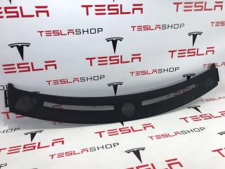 Панель крепления дефлекторов обдува лобового стекла (сетка) Tesla Model S 1 поколение [рестайлинг] 2017, 6007510-00-G, 1023272-00-B, 1023273-00-B