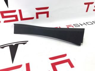 Накладка стойки А, (средняя высота) Tesla Model S 1 поколение [рестайлинг] 2017, 1007711-00-D