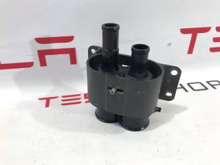 Клапан охлаждающей жидкости Tesla Model S 1 поколение [рестайлинг] 2017, 1003117-00-H