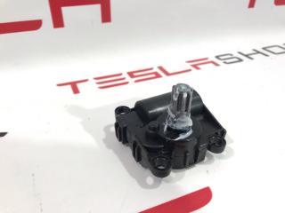 Сервопривод размораживания (печки) Tesla Model S 1 поколение [рестайлинг] 2017, 1116133-00-A, 6008245, D332-CK8AA04