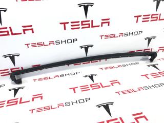 Уплотнитель стекла Tesla Model X 1 поколение 2017, 1072080-00-B, 1072080-90-D, 1072080-80-D
