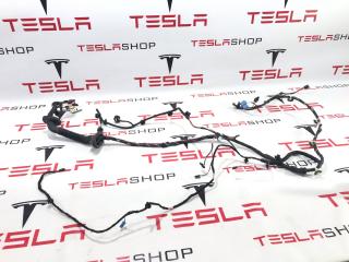 Электропроводка двери Tesla Model 3 1 поколение 2018, 1067957-00-F