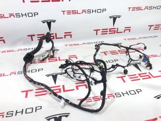 Электропроводка двери Tesla Model 3 1 поколение 2018, 1067957-00-F