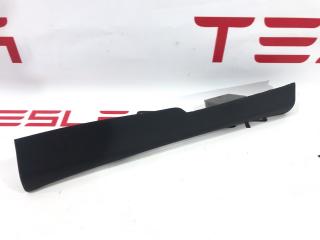 Накладка стойки А, (средняя высота) Tesla Model S 1 поколение [2-й рестайлинг] 2021, 1566077-00-B
