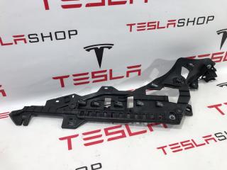 Кронштейн внутренний стойки C Tesla Model S 1 поколение [2-й рестайлинг] 2021, 1587702-00-B