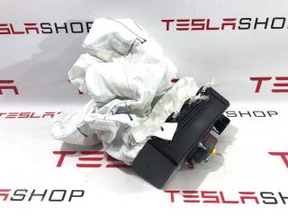 подушка безопасности пассажира Tesla Model S 1 поколение [2-й рестайлинг] 2021, 1490076-00-C
