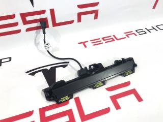 кнопка аварийной сигнализации Tesla Model S 1 поколение [2-й рестайлинг] 2021, 1607702-00-D, 1607702-98-B