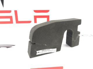 абсорбер бампера Tesla Model S 1 поколение [рестайлинг] 2017, 1068226-00-C