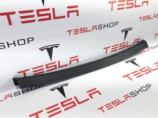 накладка двери (крышки) багажника Tesla Model S 1 поколение [рестайлинг] 2017, 1009236-00-H, 1009255-00-G