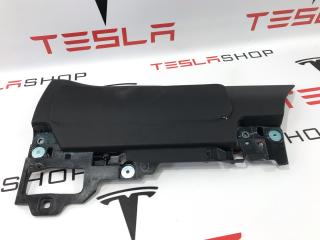 накладка на торпедо (консоль) Tesla Model S 1 поколение [2-й рестайлинг] 2021, 1563013-00-E