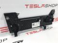 накладка на торпедо (консоль) Tesla Model S 1 поколение [2-й рестайлинг] 2021, 1563073-00-B - фото №4