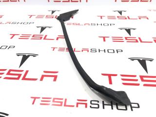 уплотнитель двери Tesla Model S 1 поколение [рестайлинг] 2017, 1005420-00-D