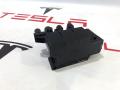 блок клапанов пневмоподвески Tesla Model S 1 поколение [2-й рестайлинг] 2021, 1027919-00-B - фото №4