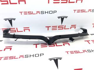Накладка V-образная декоративная переднего гриля хром (птичка) Tesla Model S 1 поколение [2-й рестайлинг] 2021, 1611012-00-B
