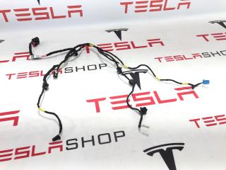 Электропроводка обшивки (карты) двери Tesla Model S 1 поколение [2-й рестайлинг] 2021, 1613837-00-C