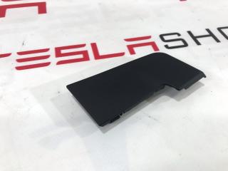 Заглушка обшивки (карты) двери Tesla Model S 1 поколение [2-й рестайлинг] 2021, 1633772-01-D, 1564305-00-A