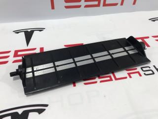 Заслонка корпуса центрального люверса Tesla Model S 1 поколение [2-й рестайлинг] 2021, 1588209-00-C, 1588212-00-A