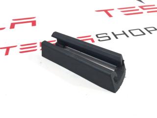Заглушка салазки сиденья Tesla Model 3 1 поколение 2019, 1097490-00-C