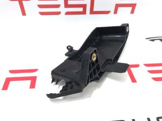 Кронштейн крепление чиллера (подрамник) Tesla Model X 1 поколение 2017, 1486472-00-B