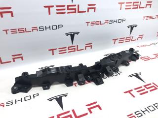 накладка двери (крышки) багажника Tesla Model S 1 поколение [2-й рестайлинг] 2021, 1613720-00-B, 1617890-00-B
