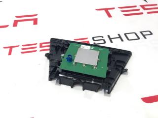 Антенна GPS (навигации) Tesla Model S 1 поколение [2-й рестайлинг] 2021, 1599097-00-A