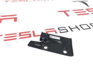 Кронштейн крепления потолка и панорамного стекла Tesla Model S 1 поколение [2-й рестайлинг] 2021, 1586486-94-C